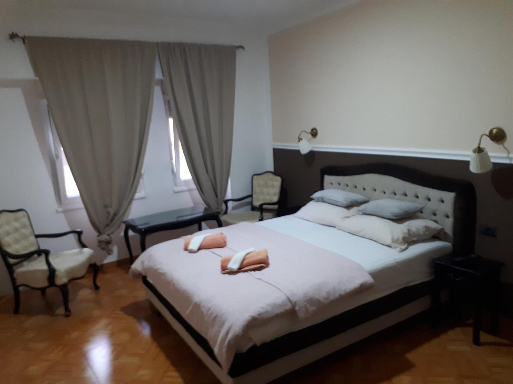Bed&Breakfast Intermezzo Caffe NagyNagykikinda Kültér fotó