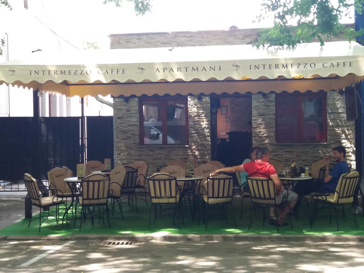 Bed&Breakfast Intermezzo Caffe NagyNagykikinda Kültér fotó